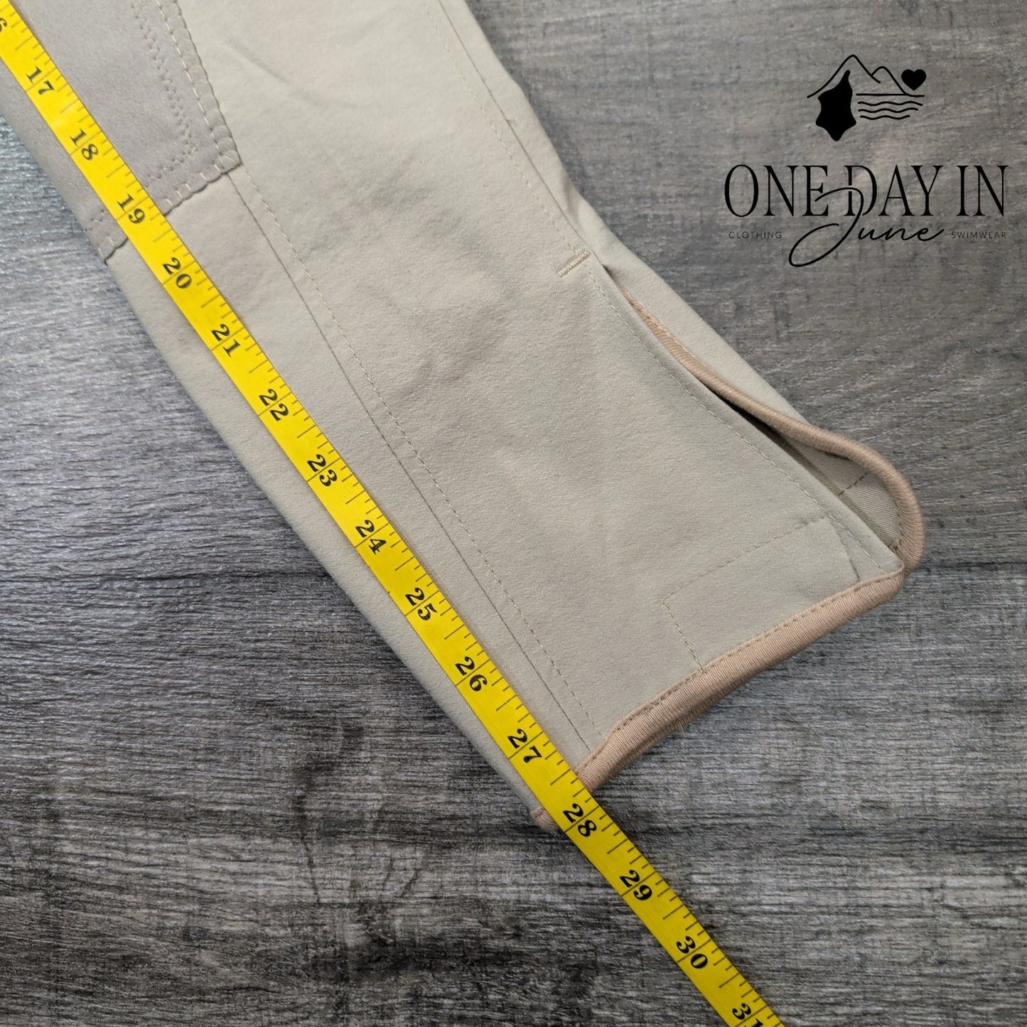 Dover Saddlery Competitor IIFull Seat Breeches Size 28L