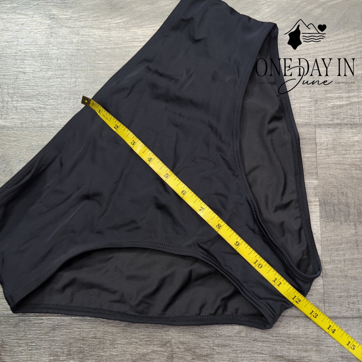 Yonique Twist Front Tankini Swimsuit Size L