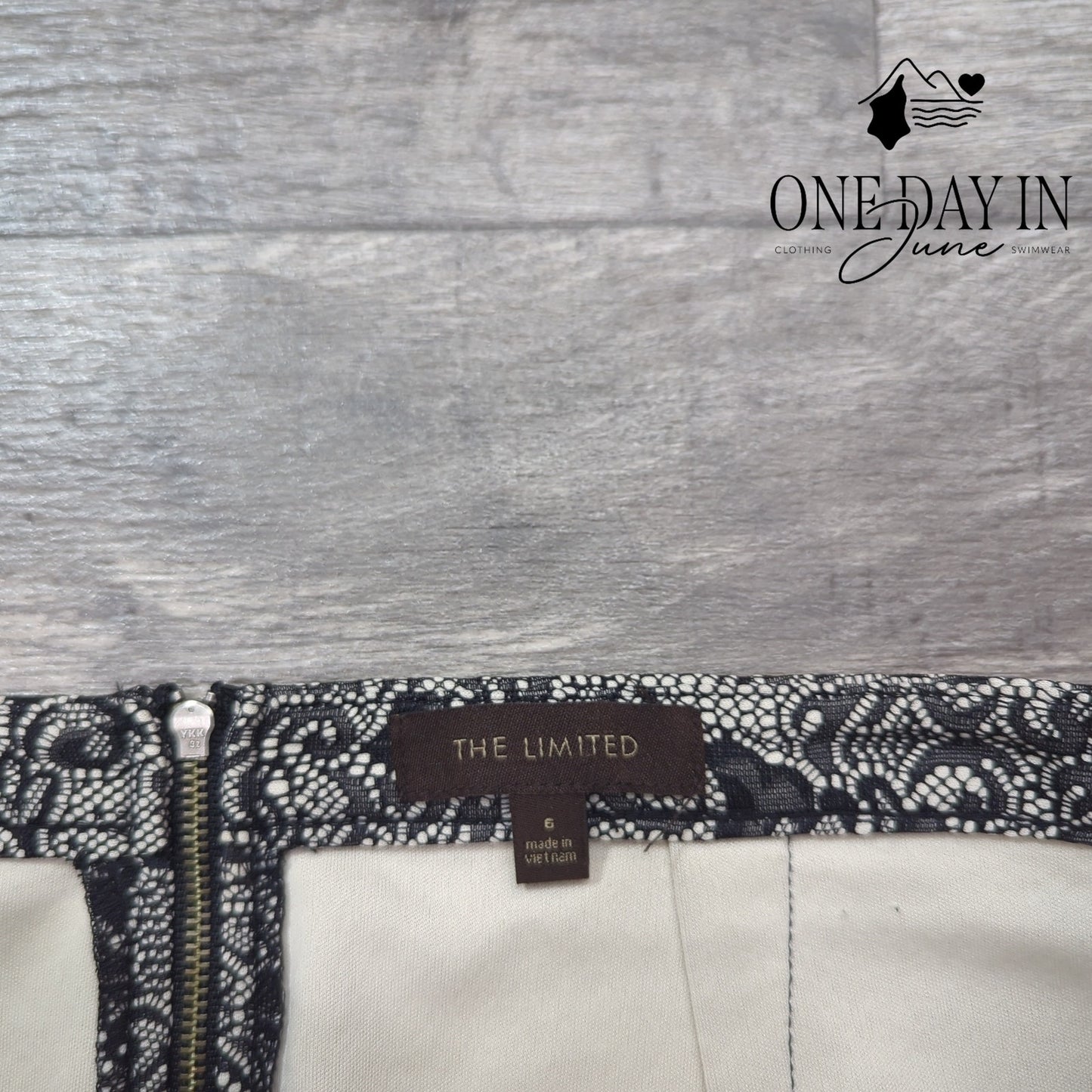 The Limited Pencil Skirt Size 6