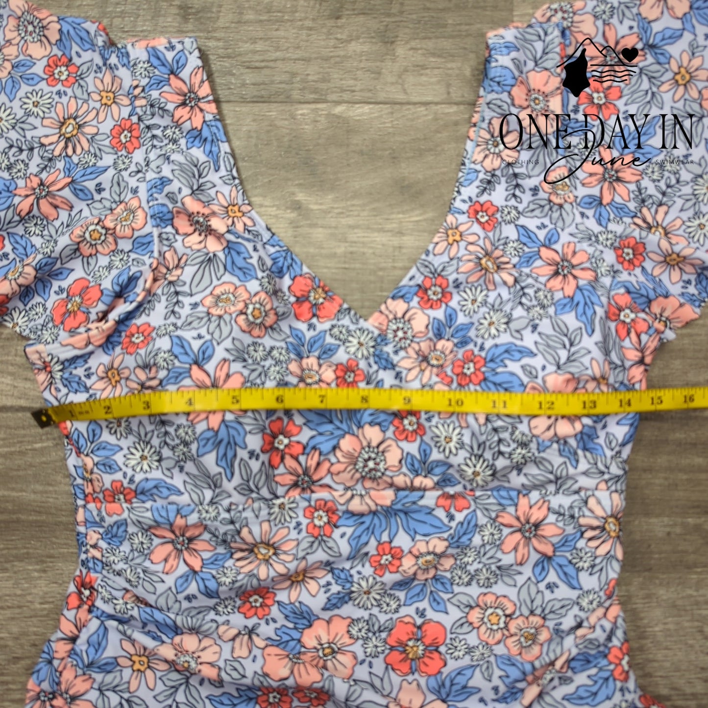 Aleumdr Ruffle Shoulder Swimdress One Piece Swimsuit Size M