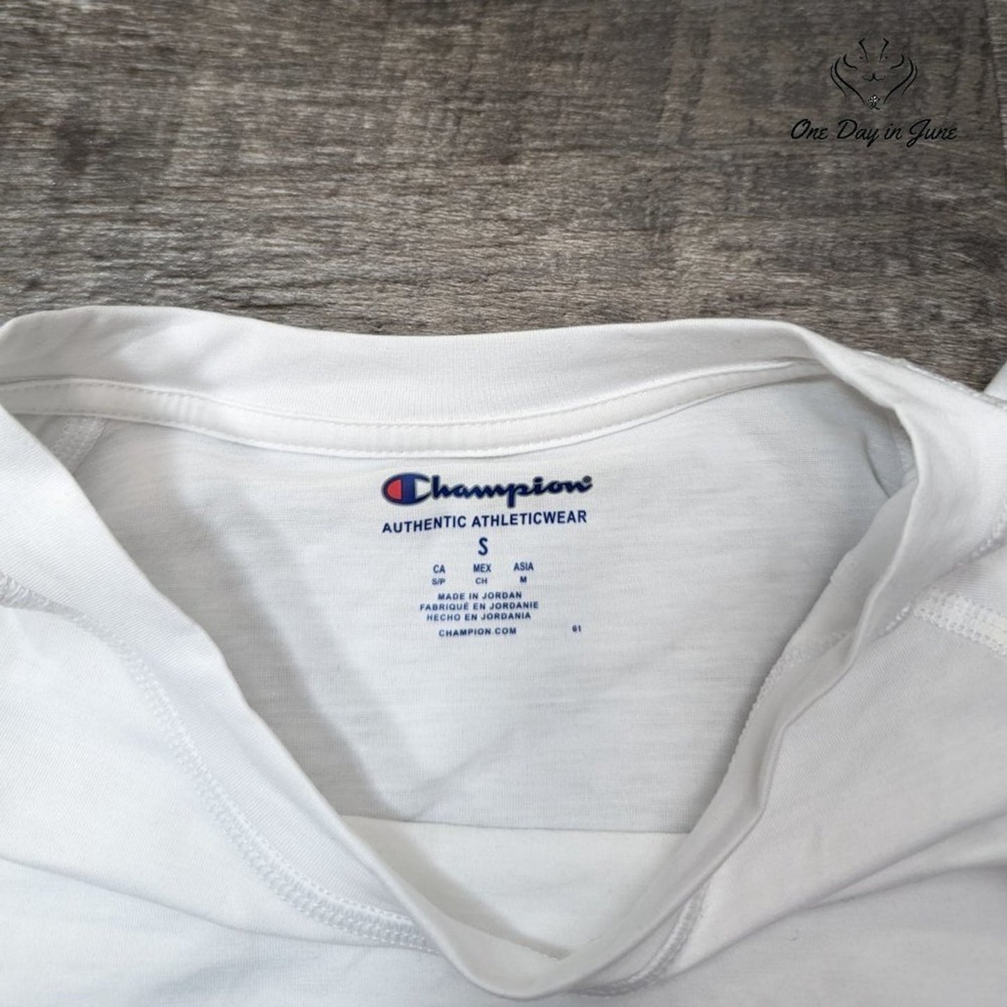 Champion Graphic City Logo Tee Shirt Size S