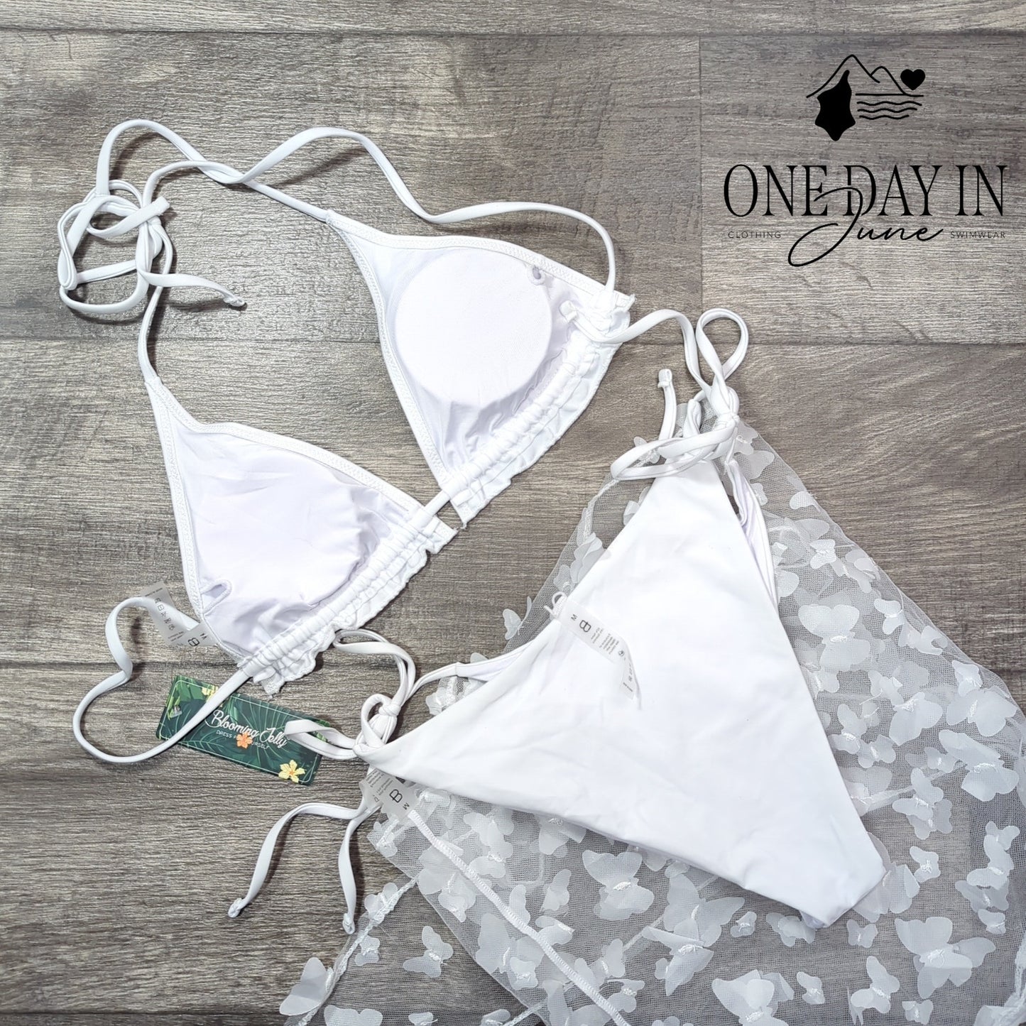 Blooming Jelly Halter Triangle Tie Side 3 Piece Bikini Size M