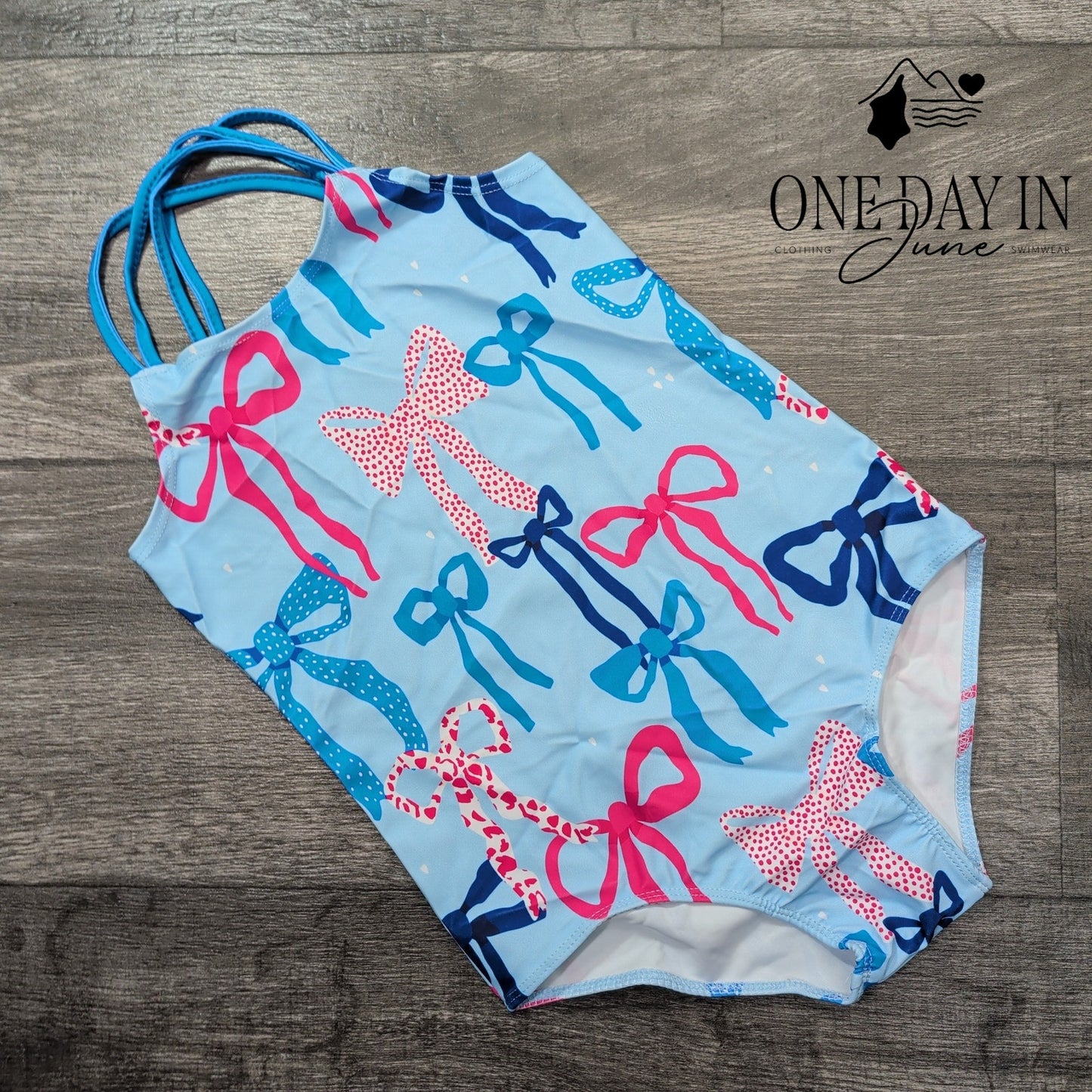 Aleumdr Girl's Bows One Piece Swimsuit Size 8 (130)