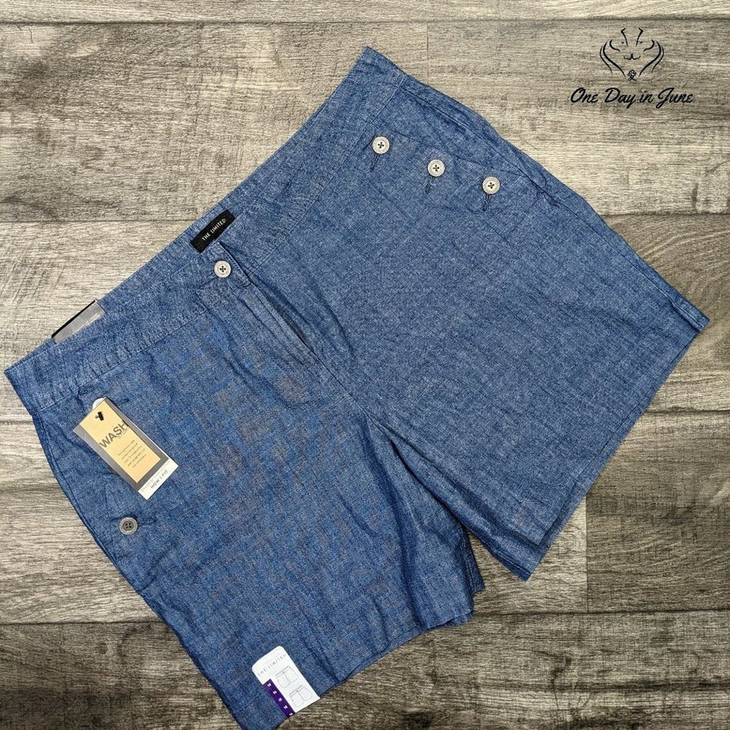 The Limited Chambray Tailored Shorts Size 16