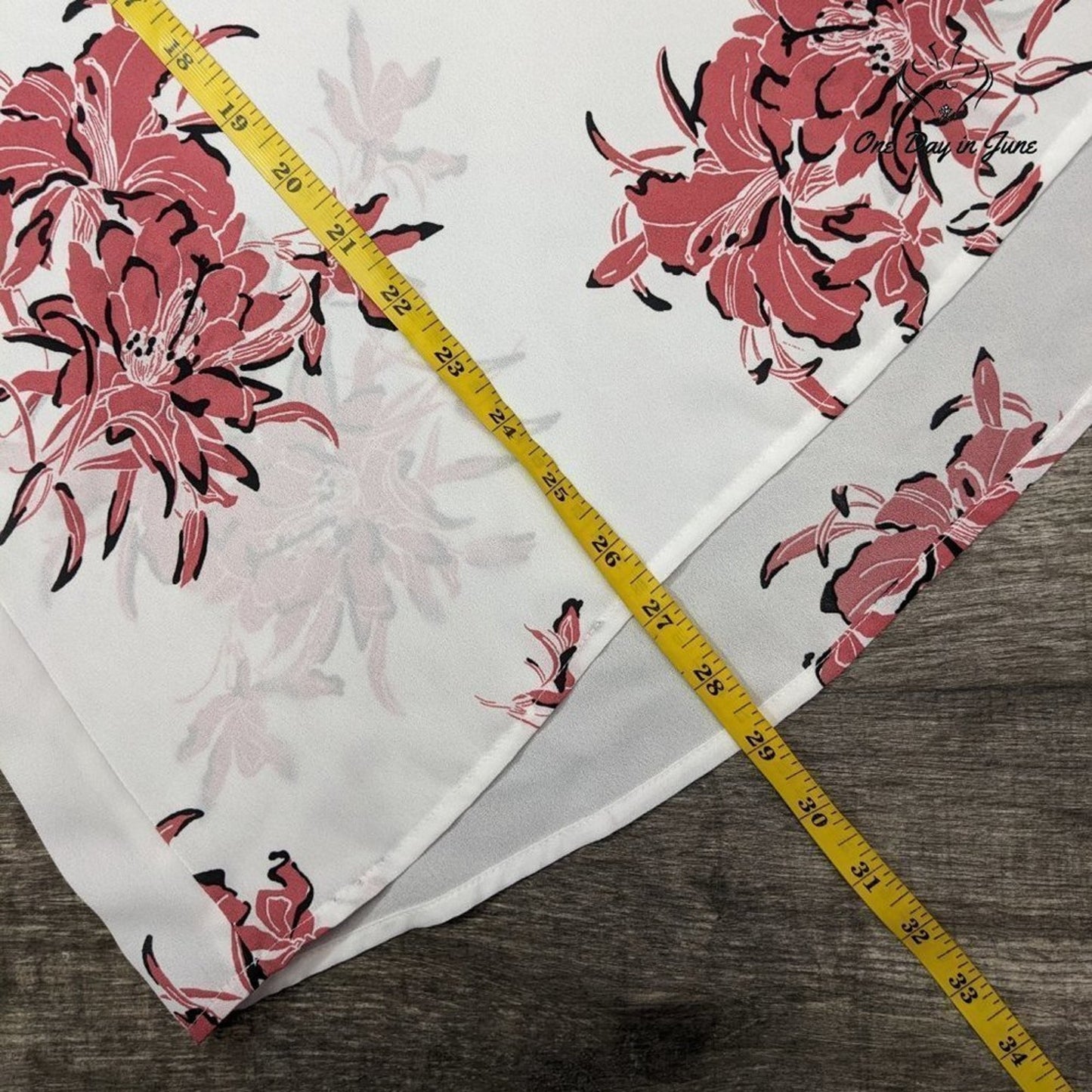 Worthington Open Shoulder Single Sleeve Top Size L