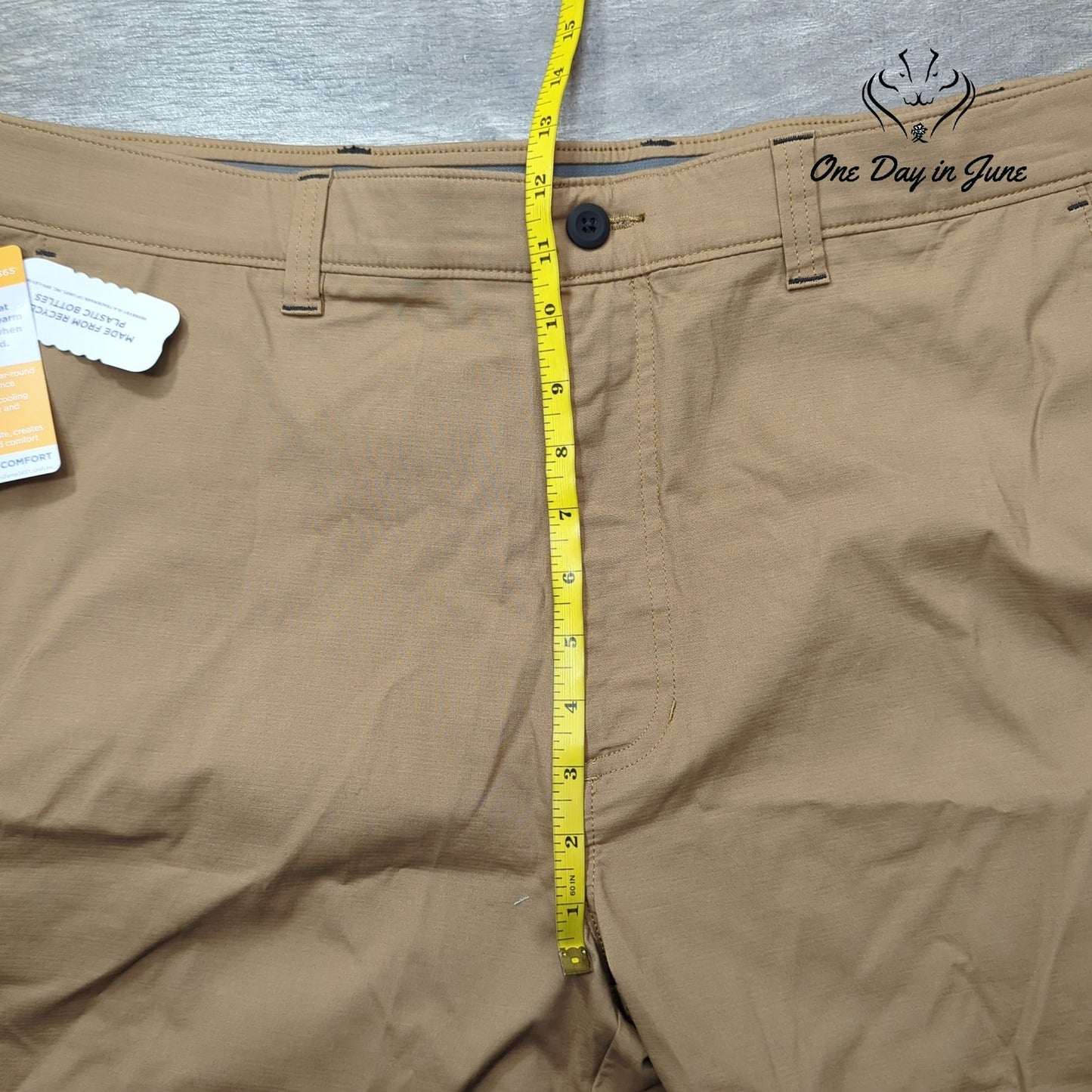 Haggar Active Series Cargo Shorts Size 42