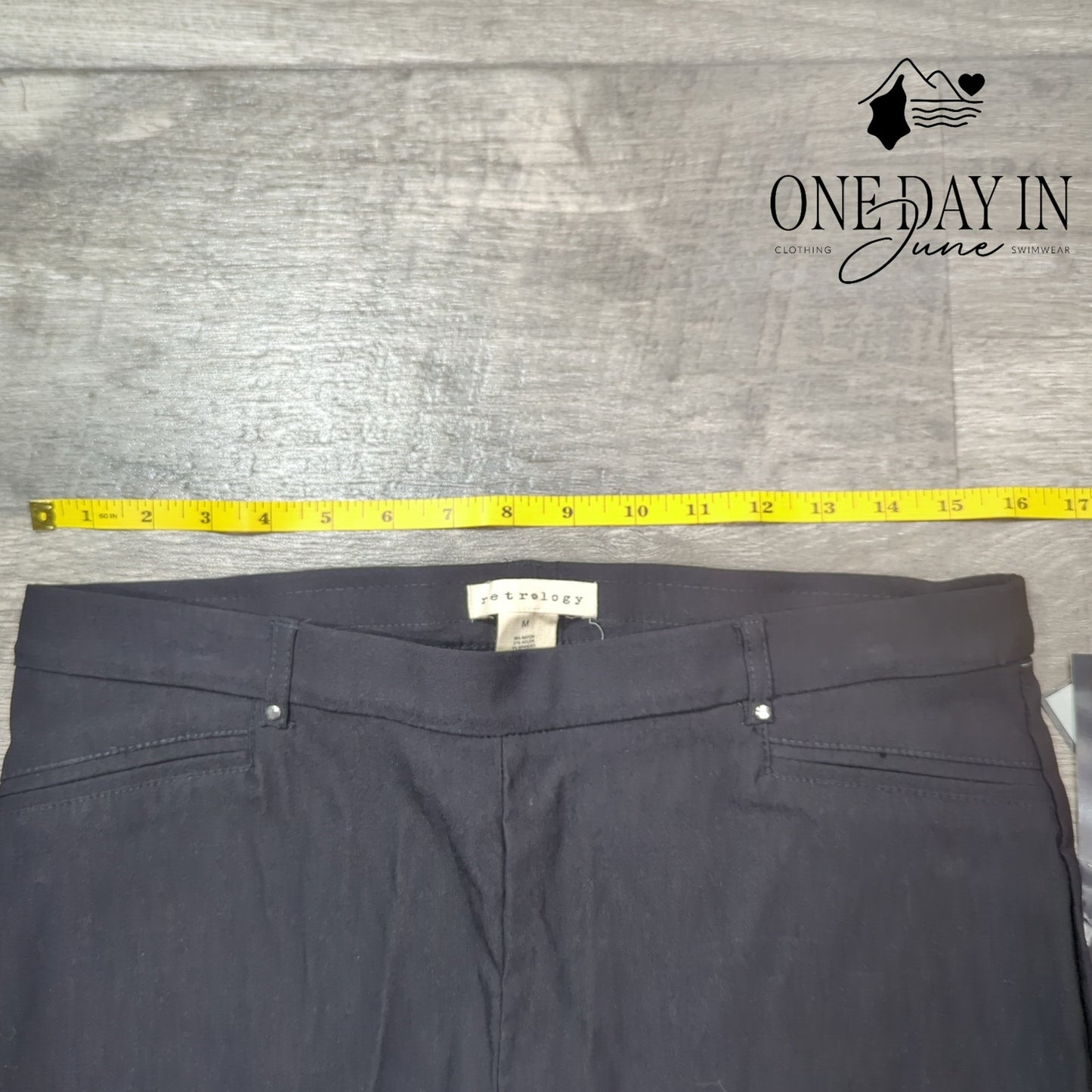 Retrology Comfort Waist Cropped Pants Size M