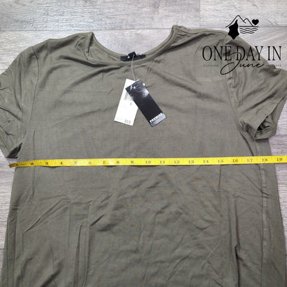 Premise Short Sleeve T Shirt Size M