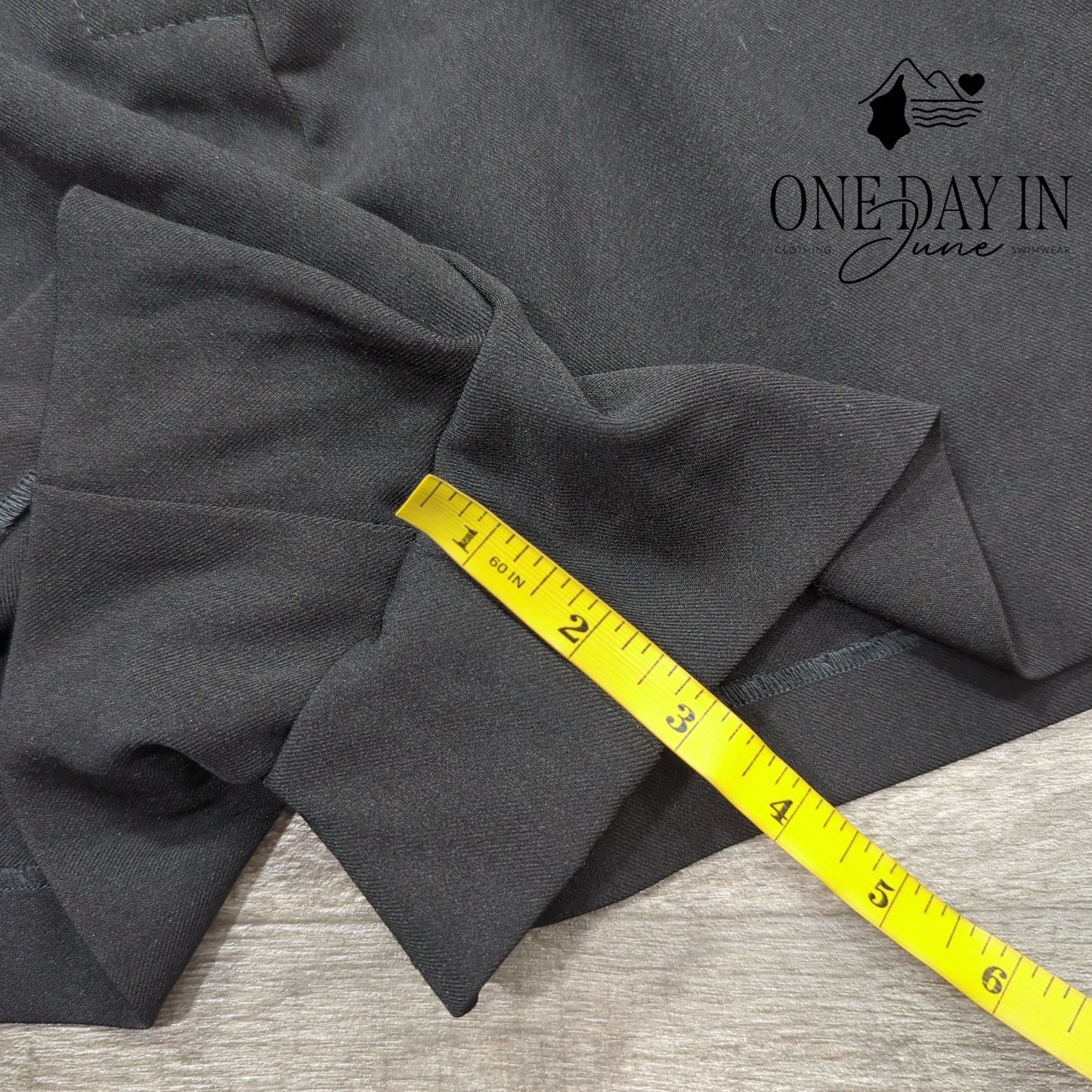 Bishop + Young Monarch D Ring Belted Shorts Size S