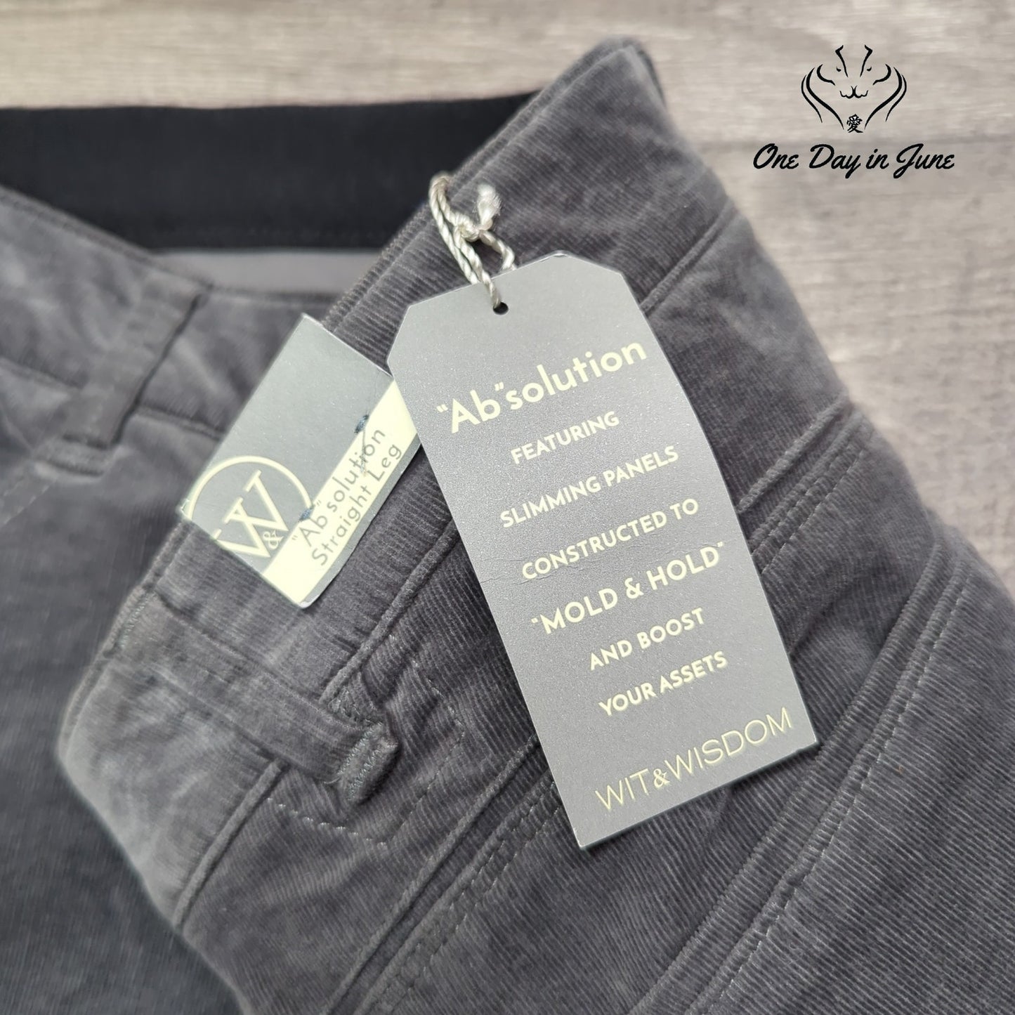 Wit & Wisdom Plus Size Ab Solutions Straight Leg Corduroy Pants Size 22W