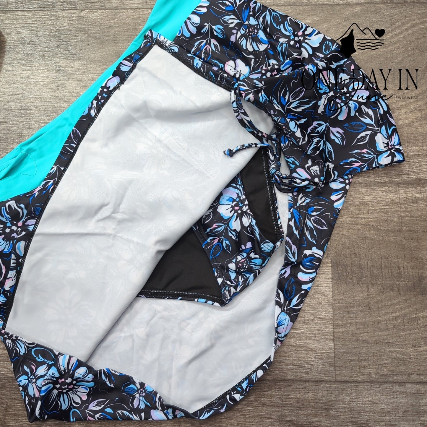 Yonique Skirted Tankini Swimsuit Size M