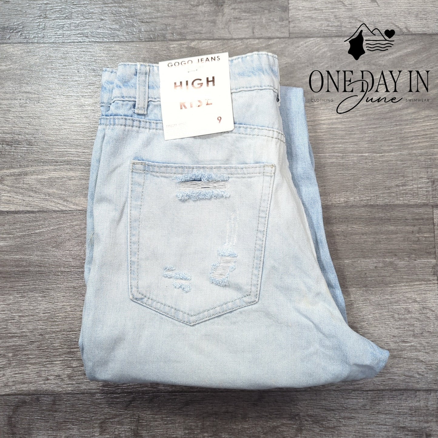 Gogo Jeans High Rise Straight Leg Jeans Size 9