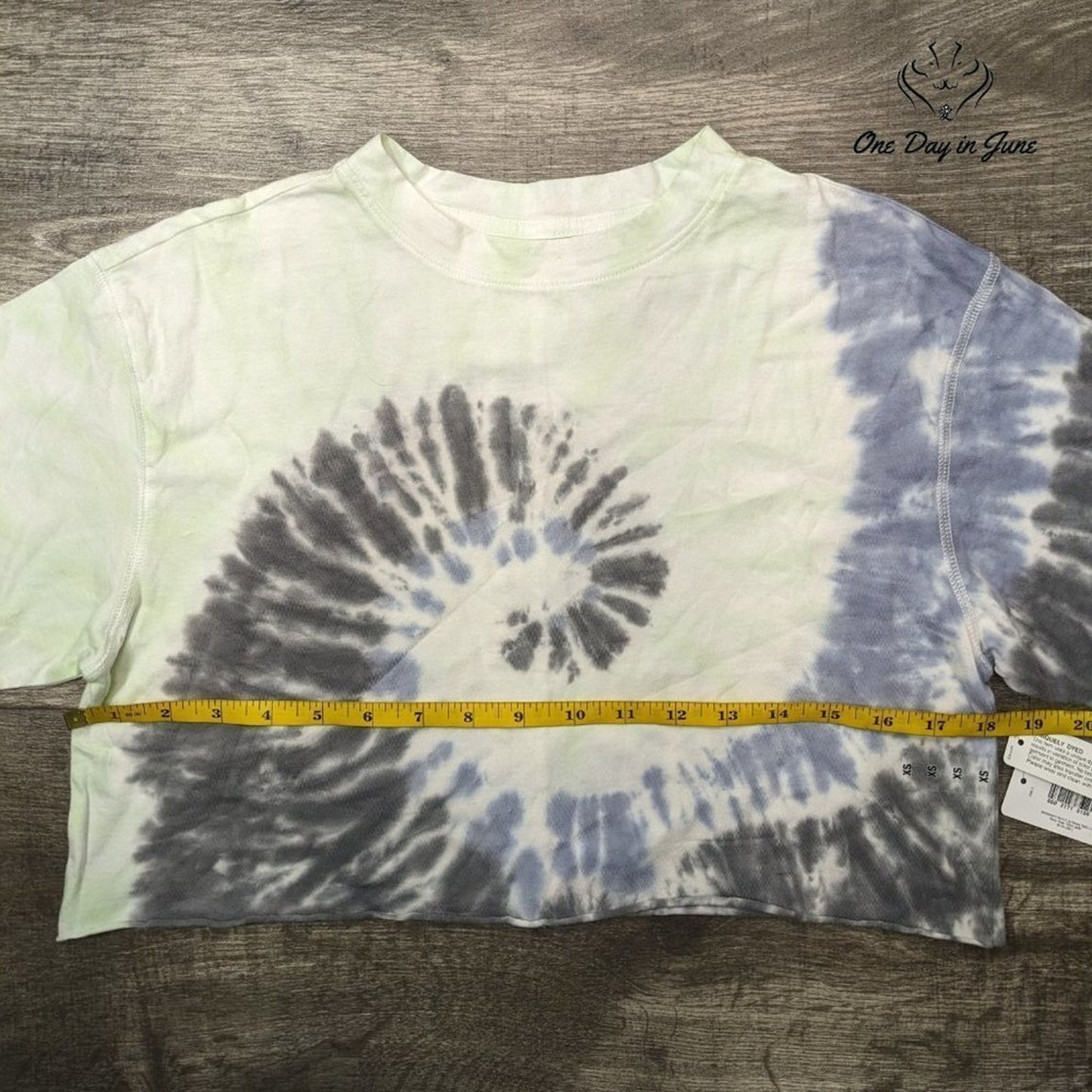 Flirtitude Juniors Cropped Tee Shirt Size XS