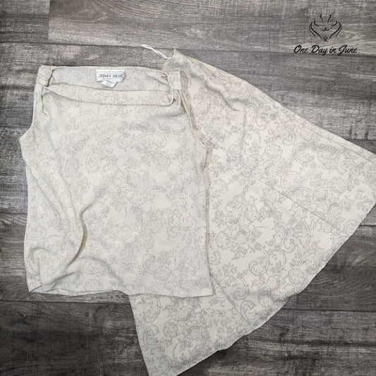 Jones Wear Beautiful Sleeveless Skirt Set Size 10