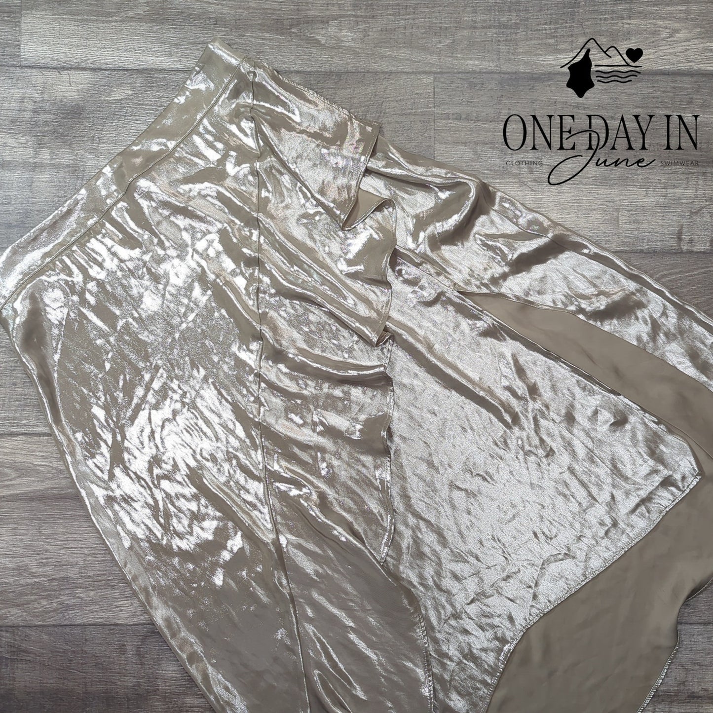 Zara Shimmer Gold Skirt Size L