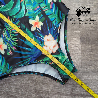 Wildbreath V Neck One Piece Swimsuit Size L