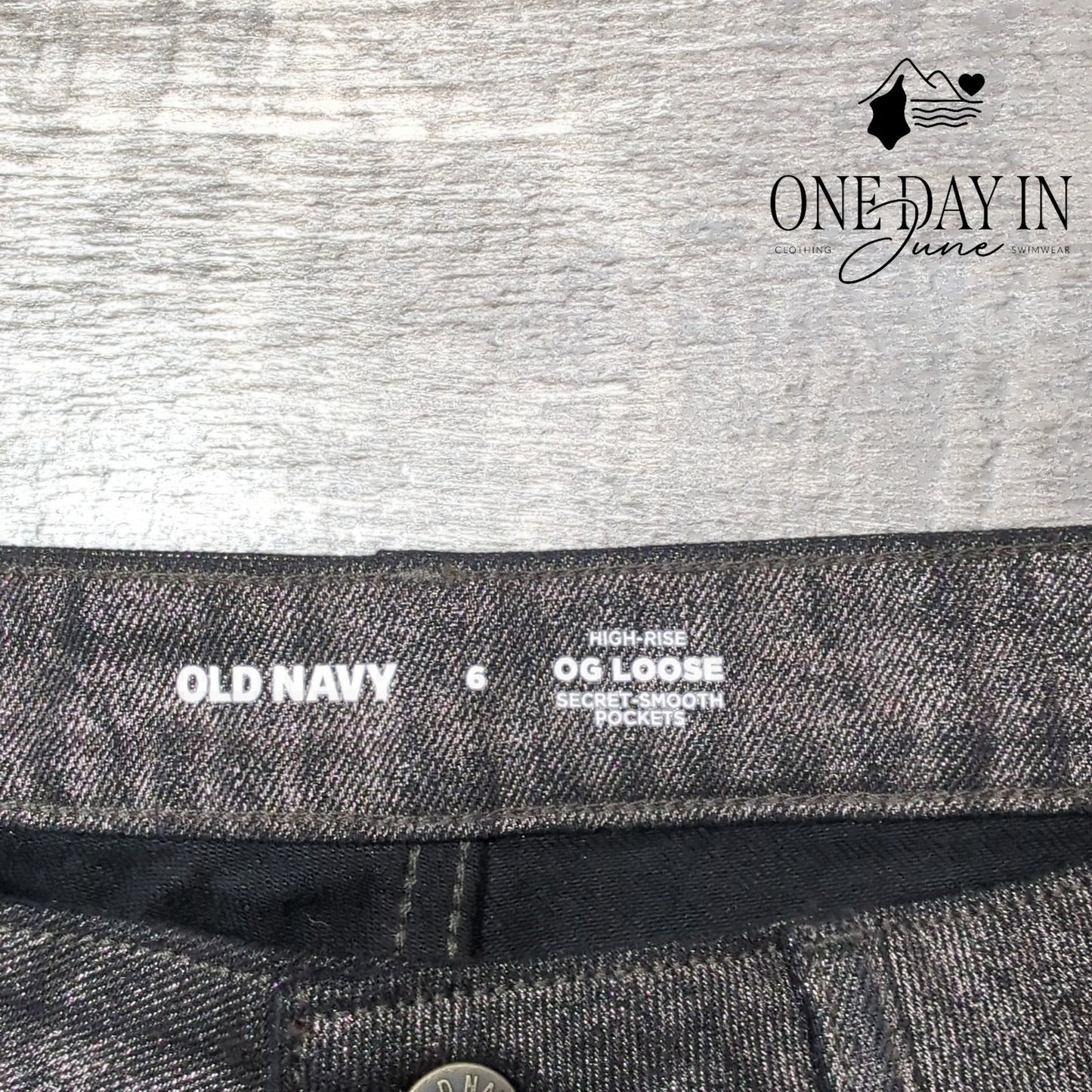 Old Navy OG Loose Sparkle Jeans Size 6