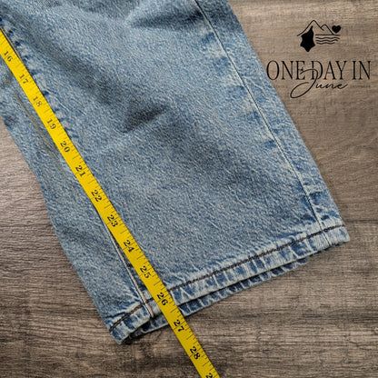 Pilcro Baggy Crop Jeans Size 2 (26)
