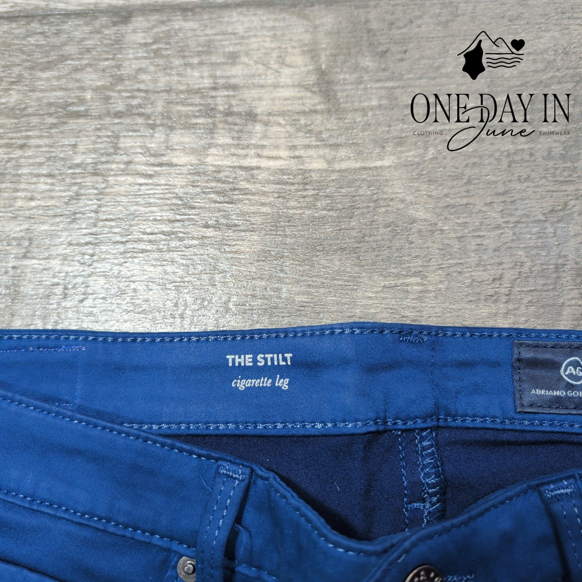 AG Adriano Goldschmied The Stilt Cigarette Leg Jeans Cobalt Blue NWT Size 4 (27)