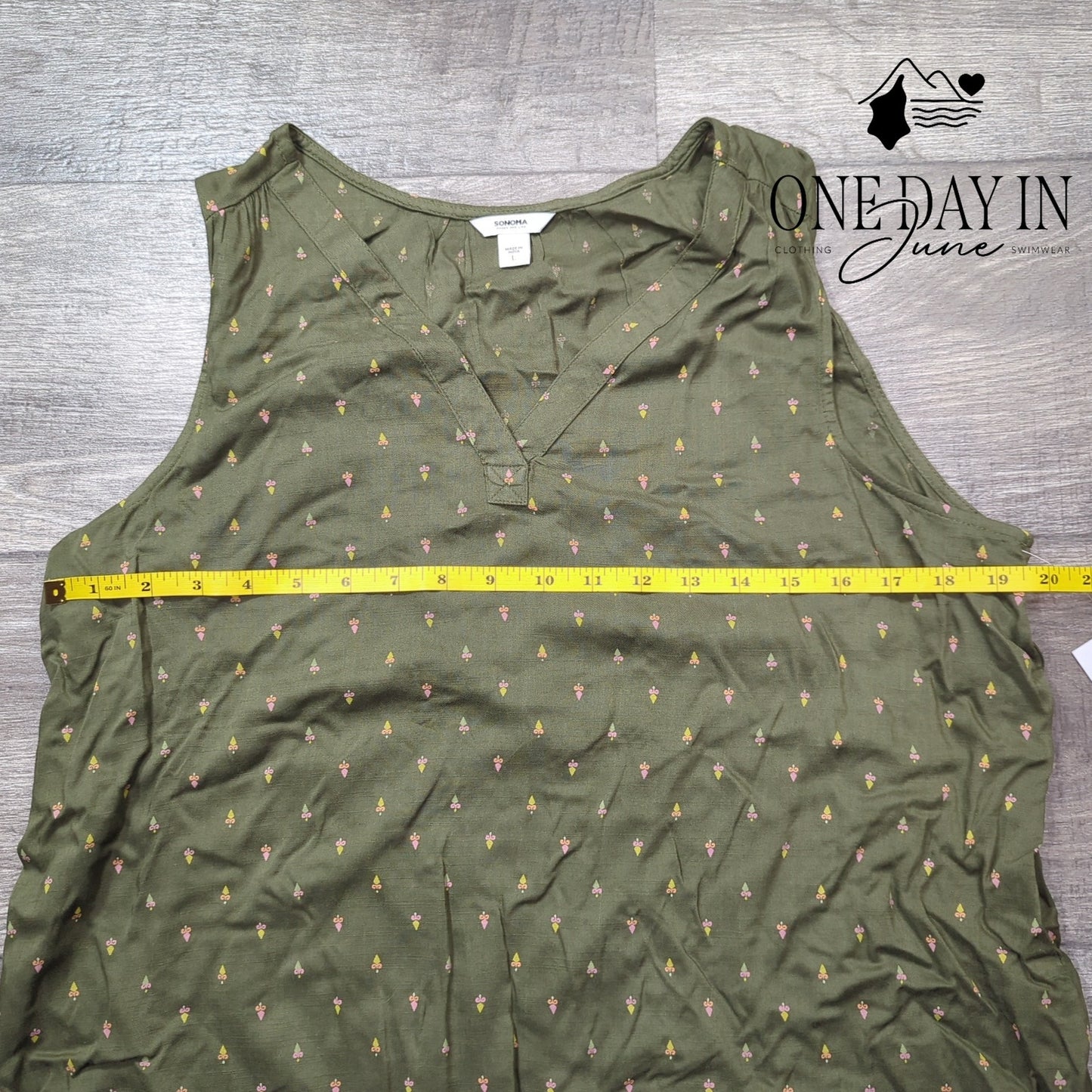 Sonoma Sleeveless Top Size L