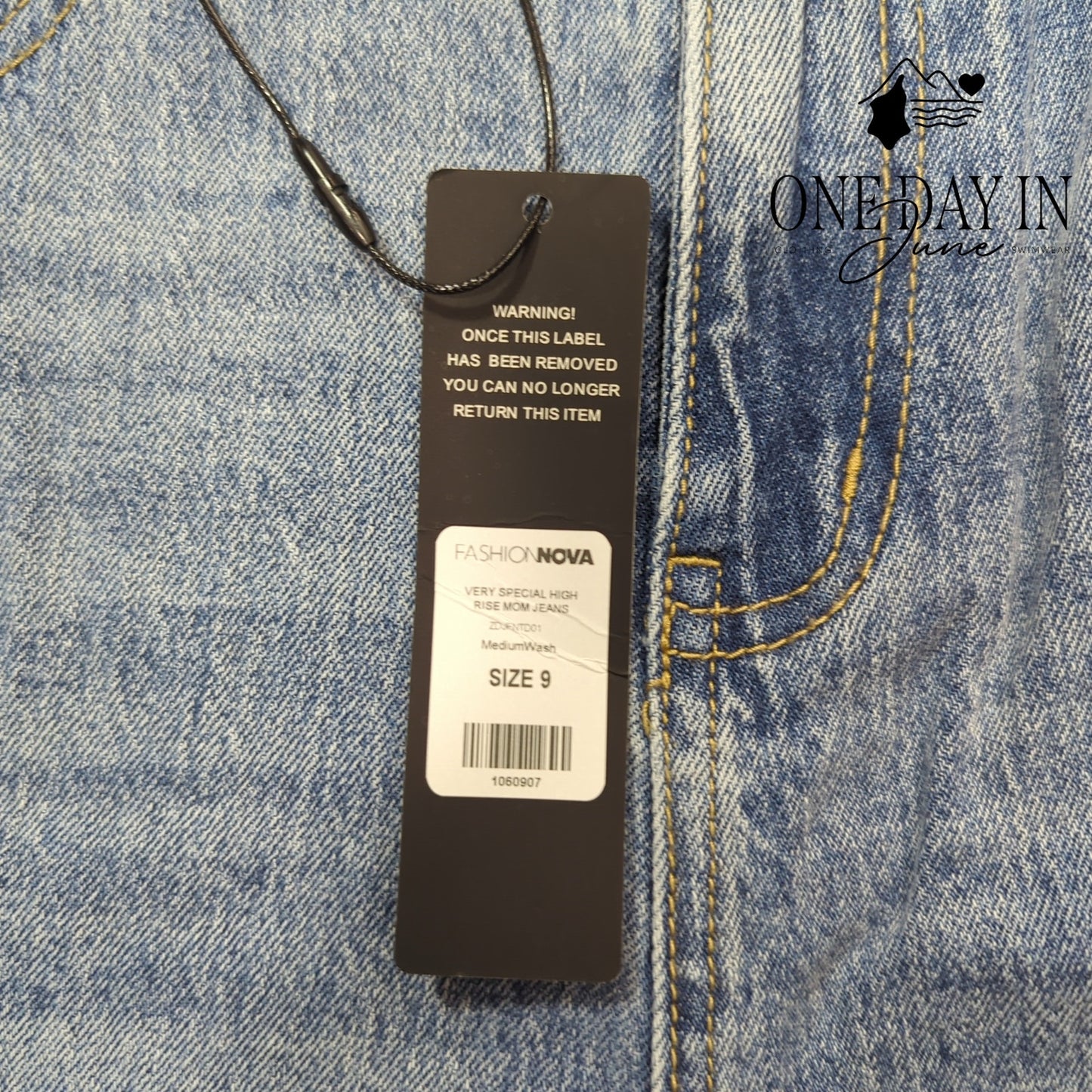 Fashion Nova High Rise Mom Jeans Size 9