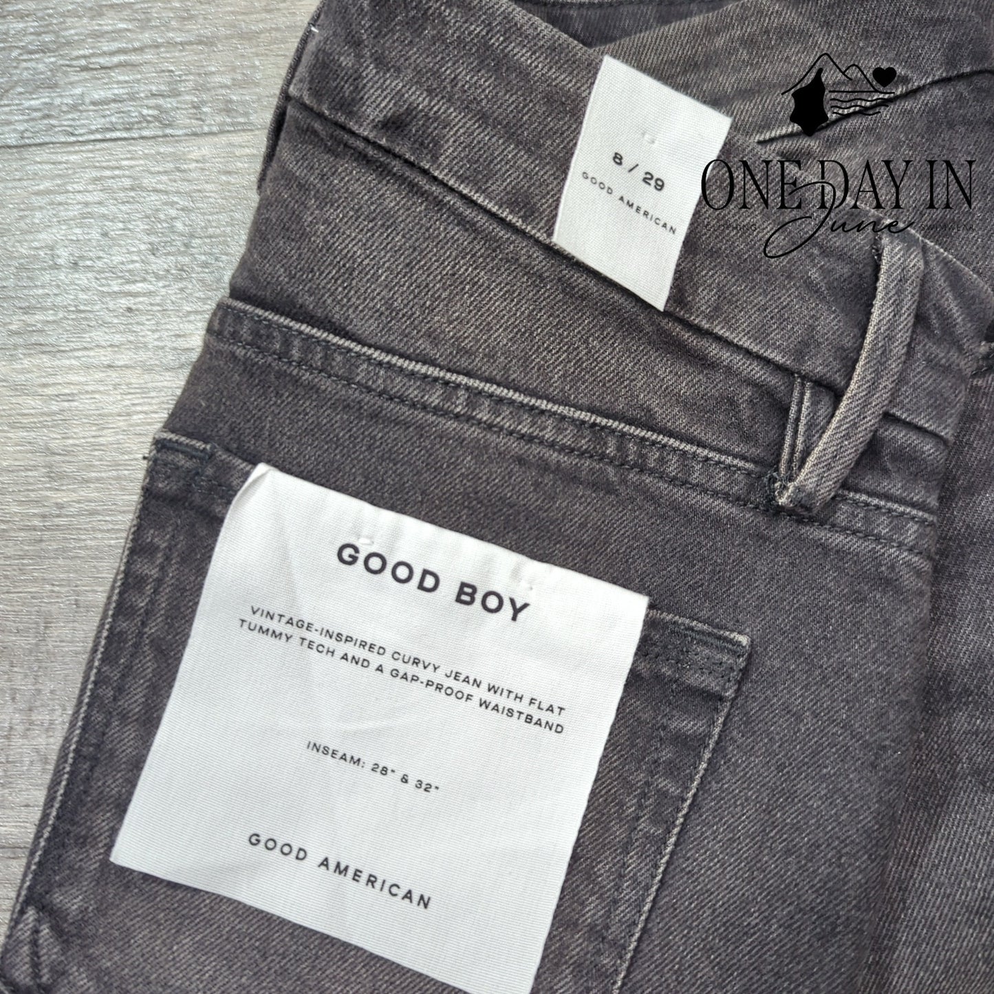 Good American Good Boy Raw Split Hem Jeans Size 8