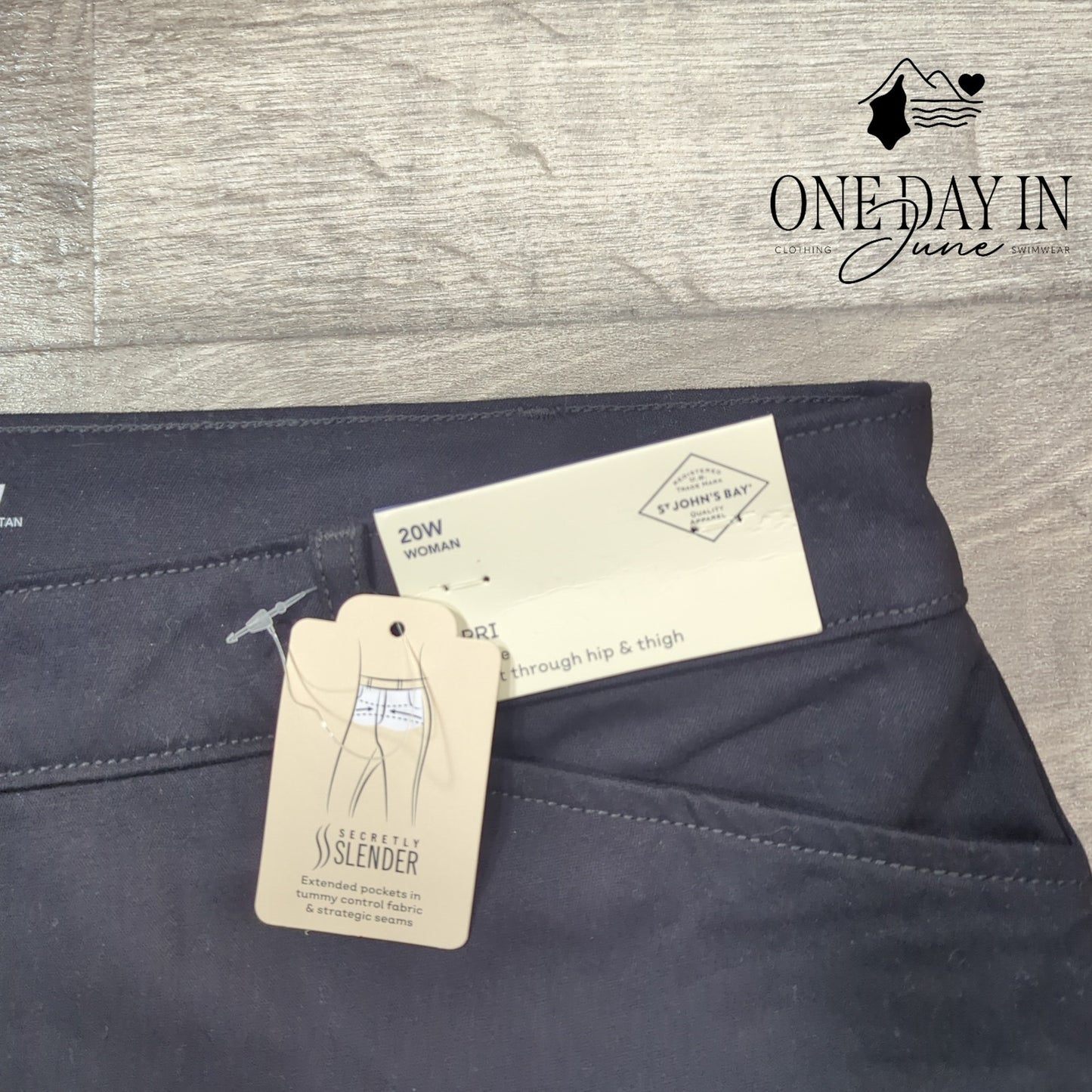 St. John's Bay Plus Size Capri Jeans Size 20W