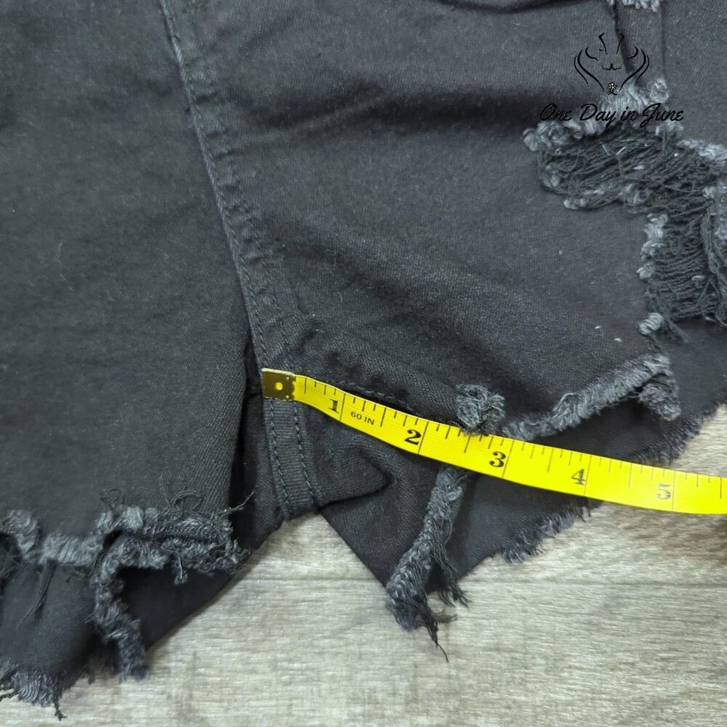 Windsor High Rise Denim Shorts Size M