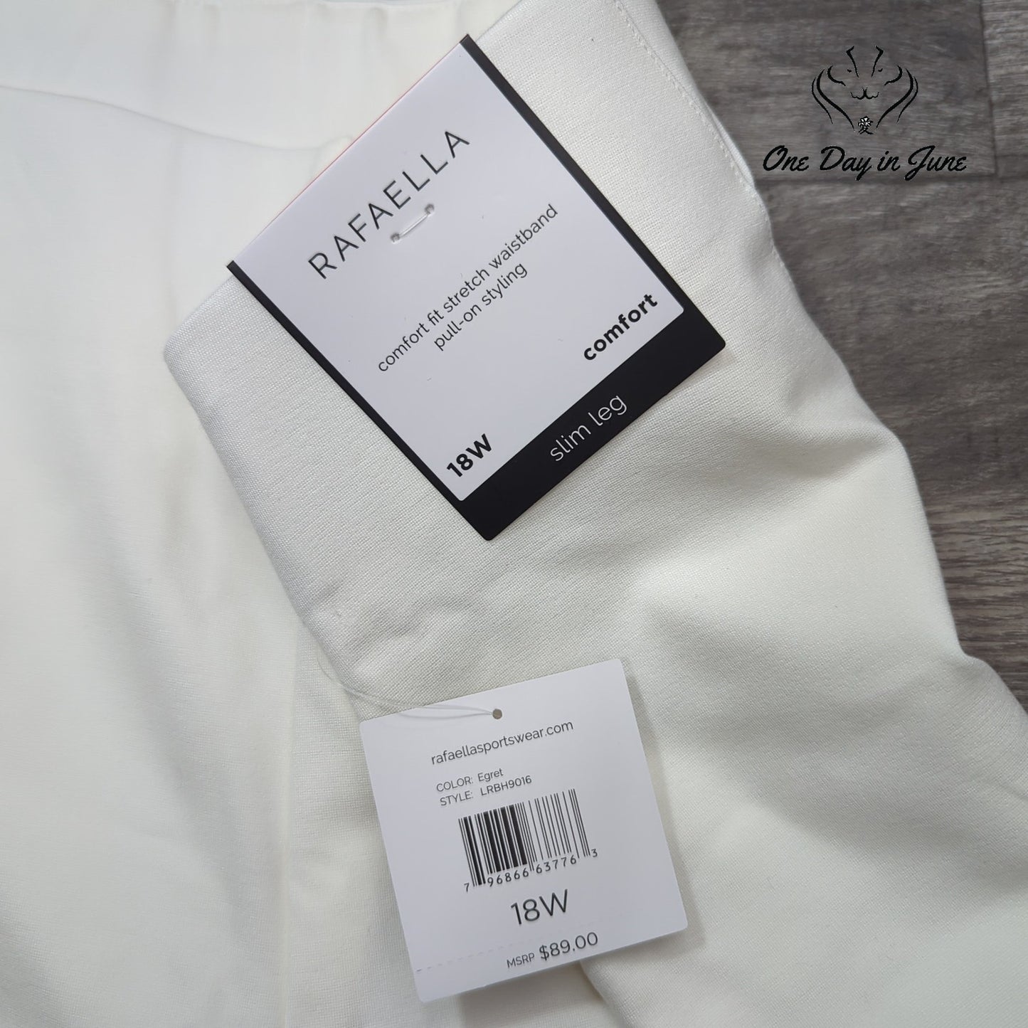 Rafaella Plus Size Slim Leg Comfort Waist Pants Size 18W