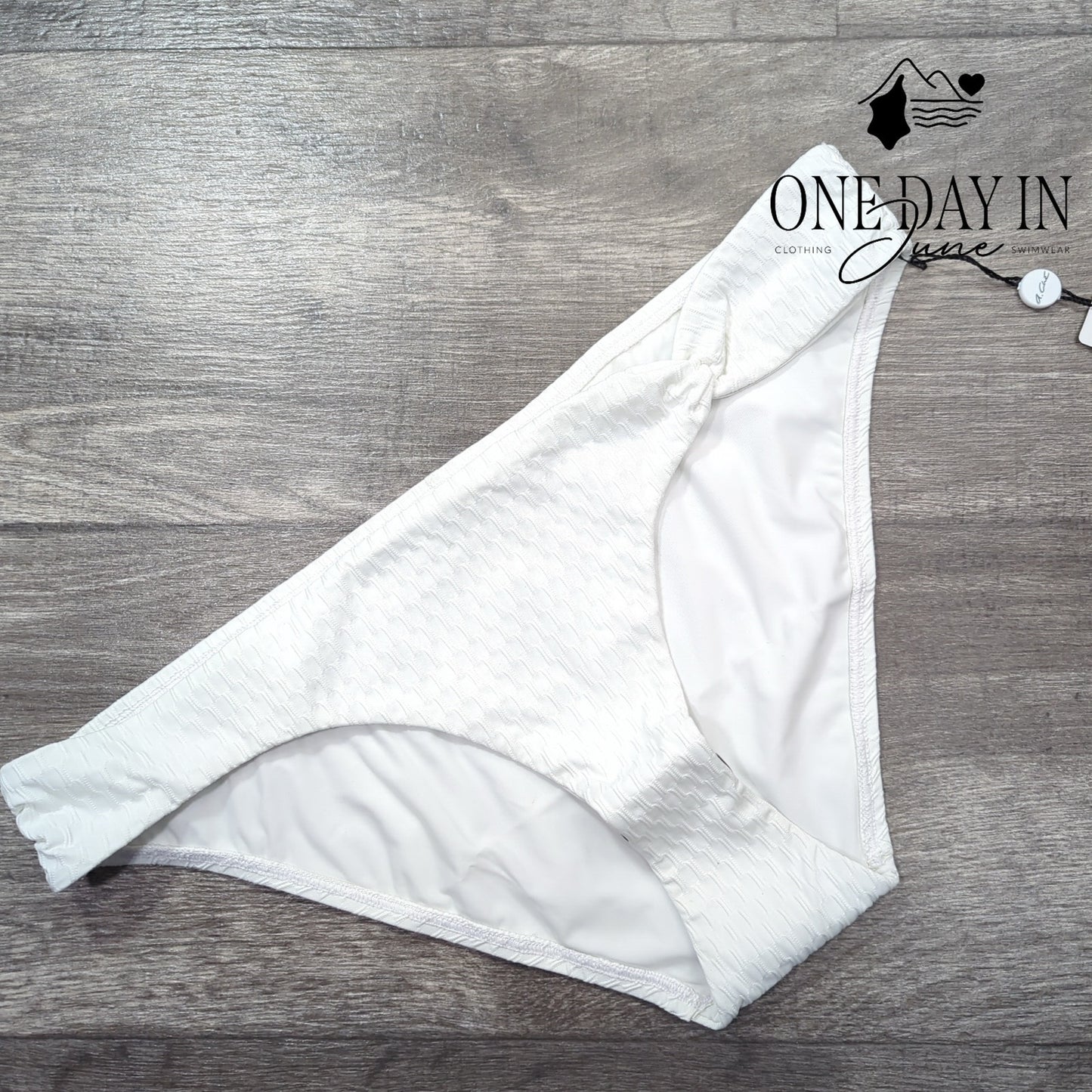 A.Che Textured Bikini Bottom Size XL