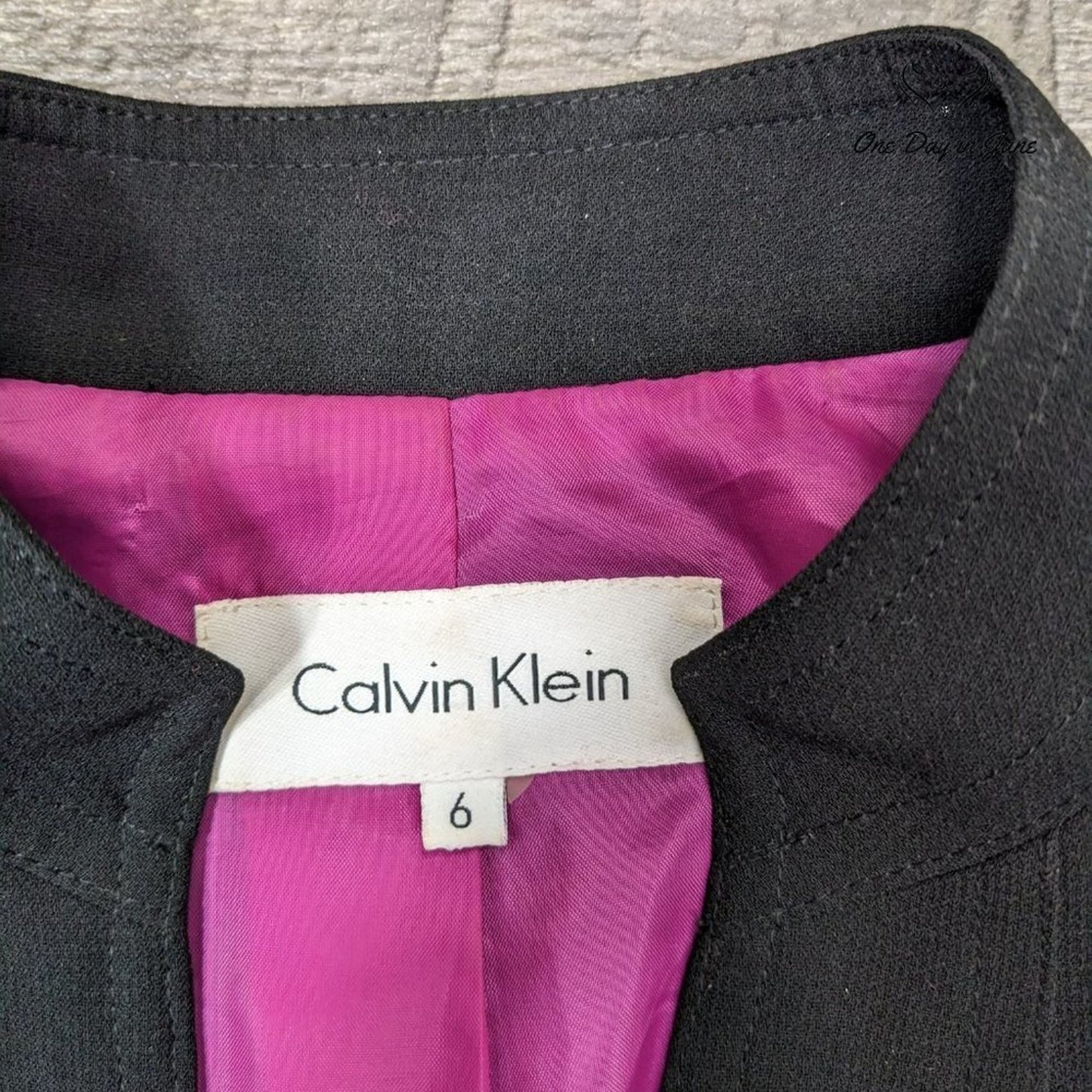 Calvin Klein 4 Button Belted Blazer Size 6