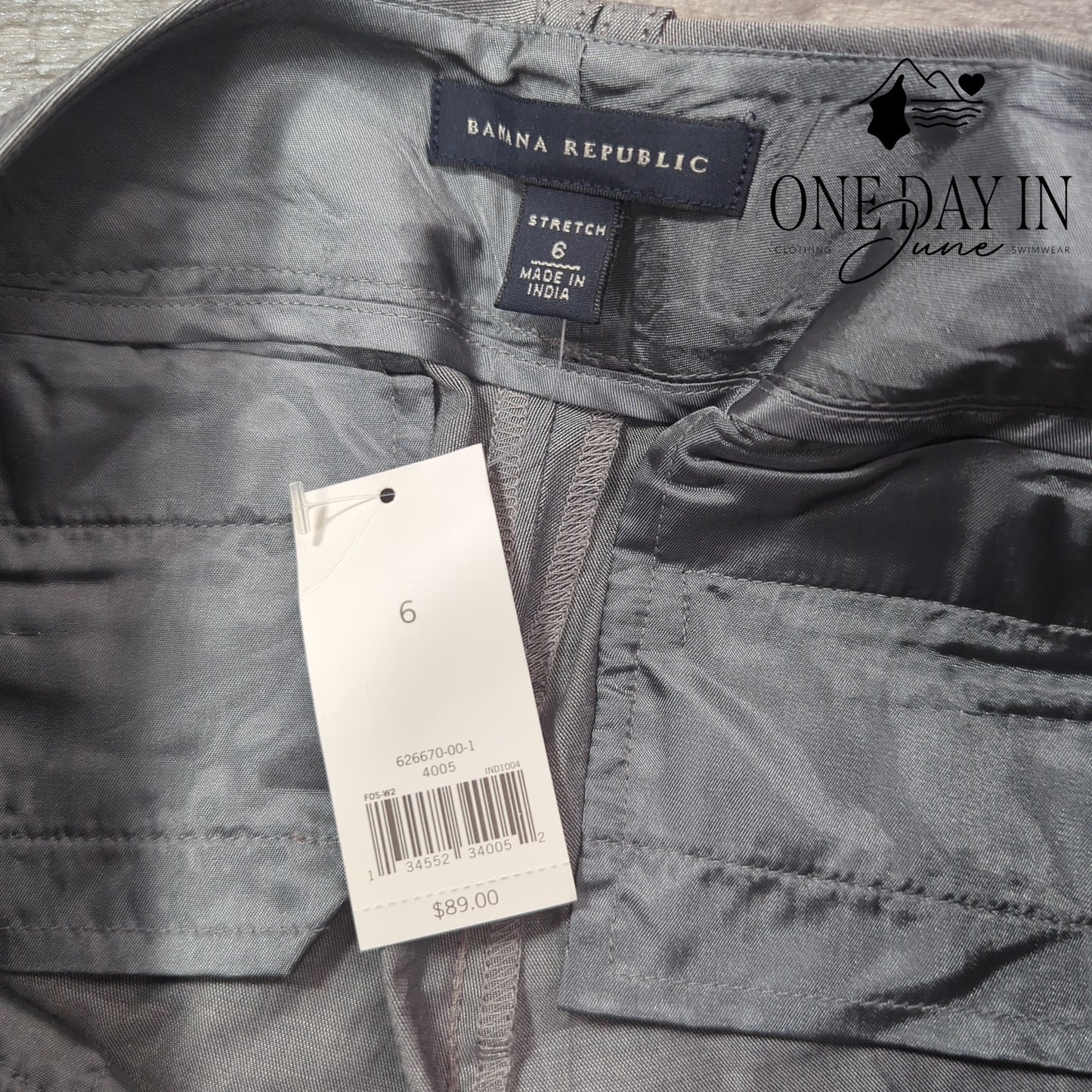 Banana Republic Straight Leg Pants Size 6