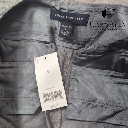 Banana Republic Straight Leg Pants Size 6