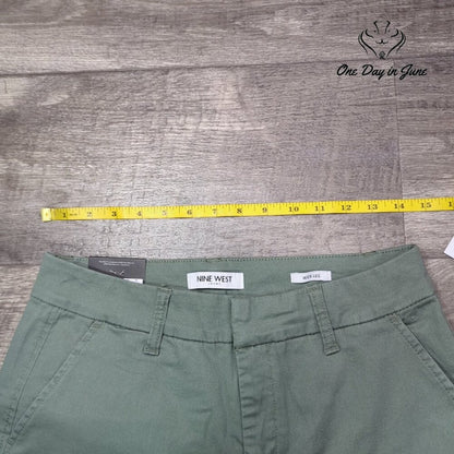 Nine West Chino Wide Leg Crop Pants Agave Green High Rise NWT Size 6
