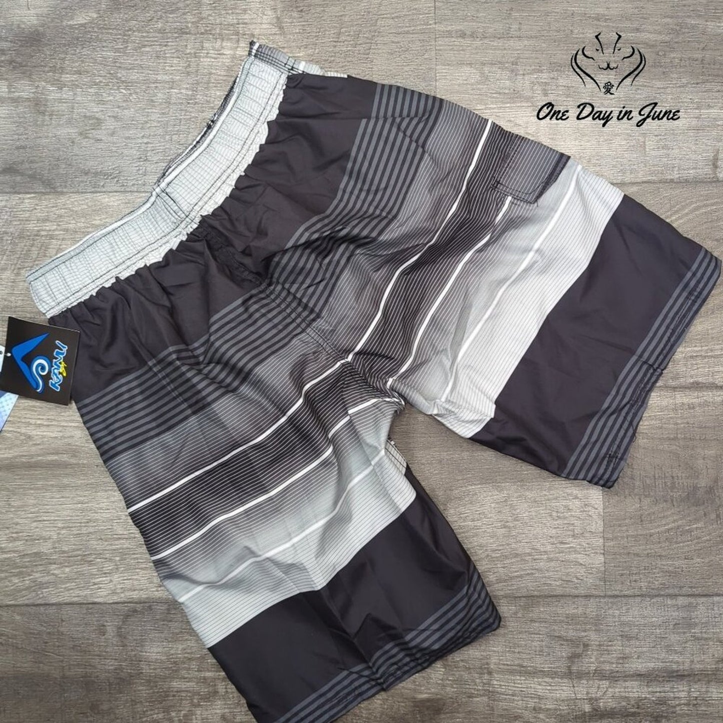 Kanu Surf Board Shorts Size M