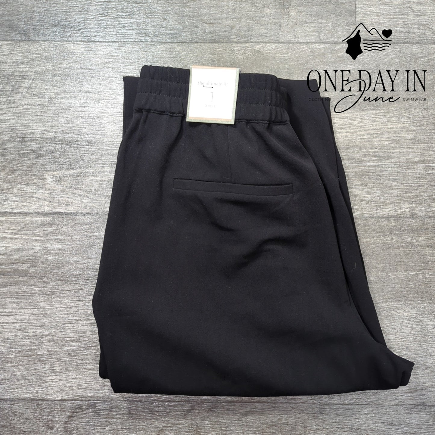 Chico's The Ultimate Fit Pull On Ankle Pants Size Chico's 1 (8)