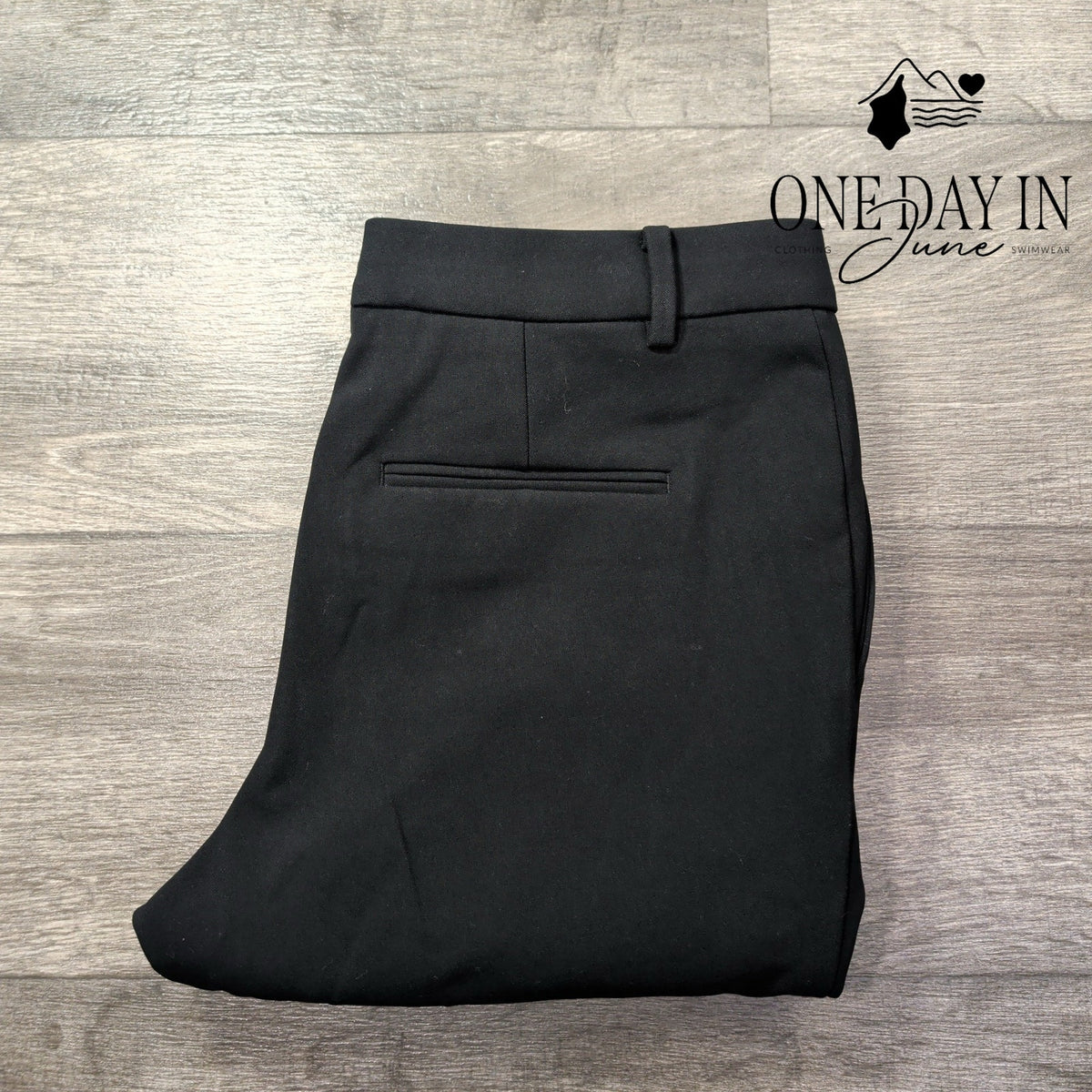 Ann Taylor The Sophia Mid Rise Straight Leg Dress Pants Black NWT Size 10P
