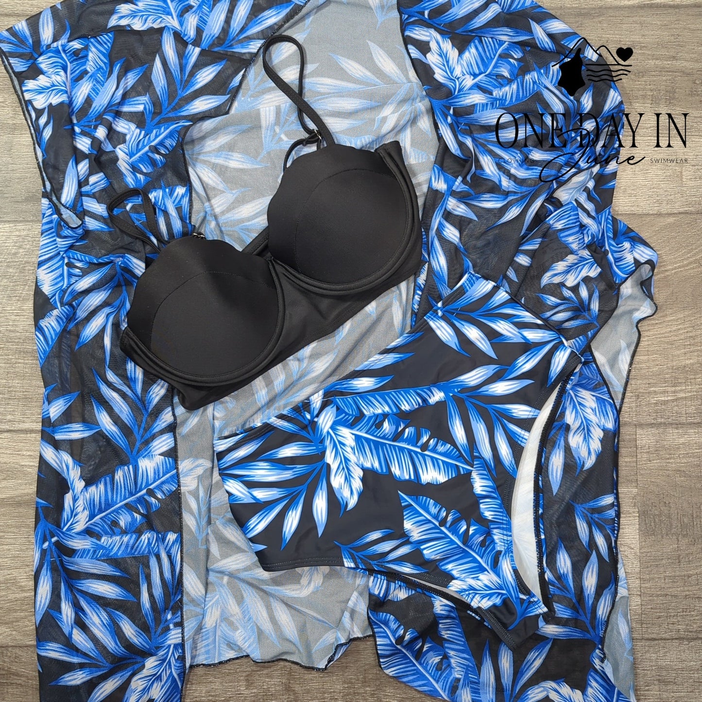 CharmLeaks Molded Cup 3 Piece Bikini Swimsuit Size S