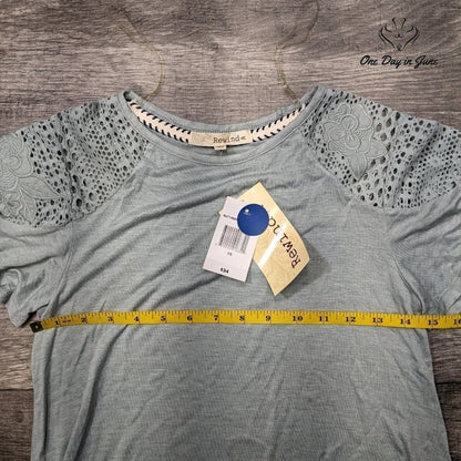 Rewind Crochet Shoulder T Shirt Top Size XS