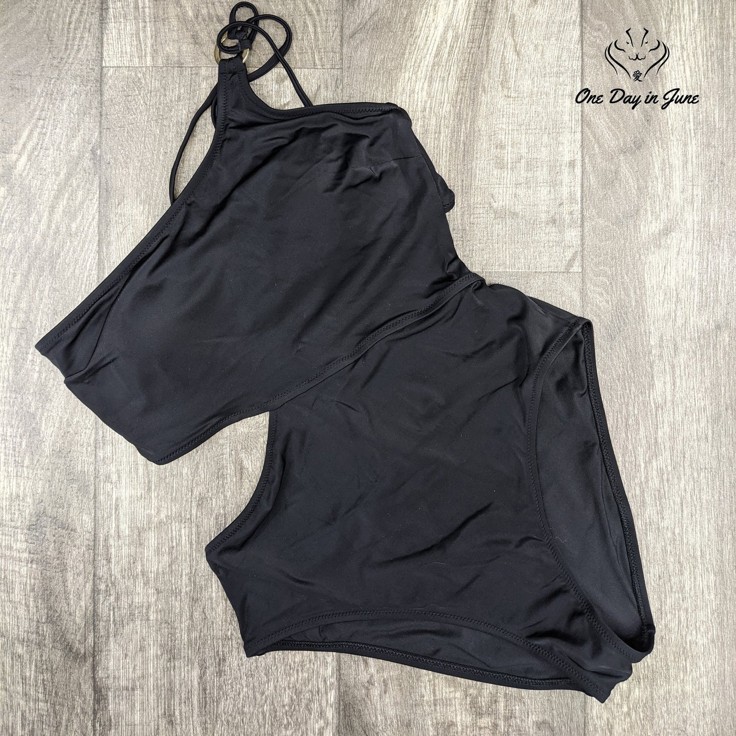 Iris & Lilly Cut Out One Shoulder High Leg Swimsuit Size M