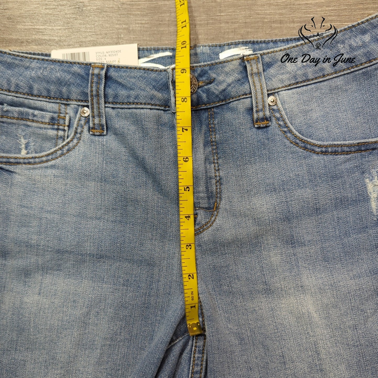 Seven7 5" Inseam Weekend Shorts Size 4