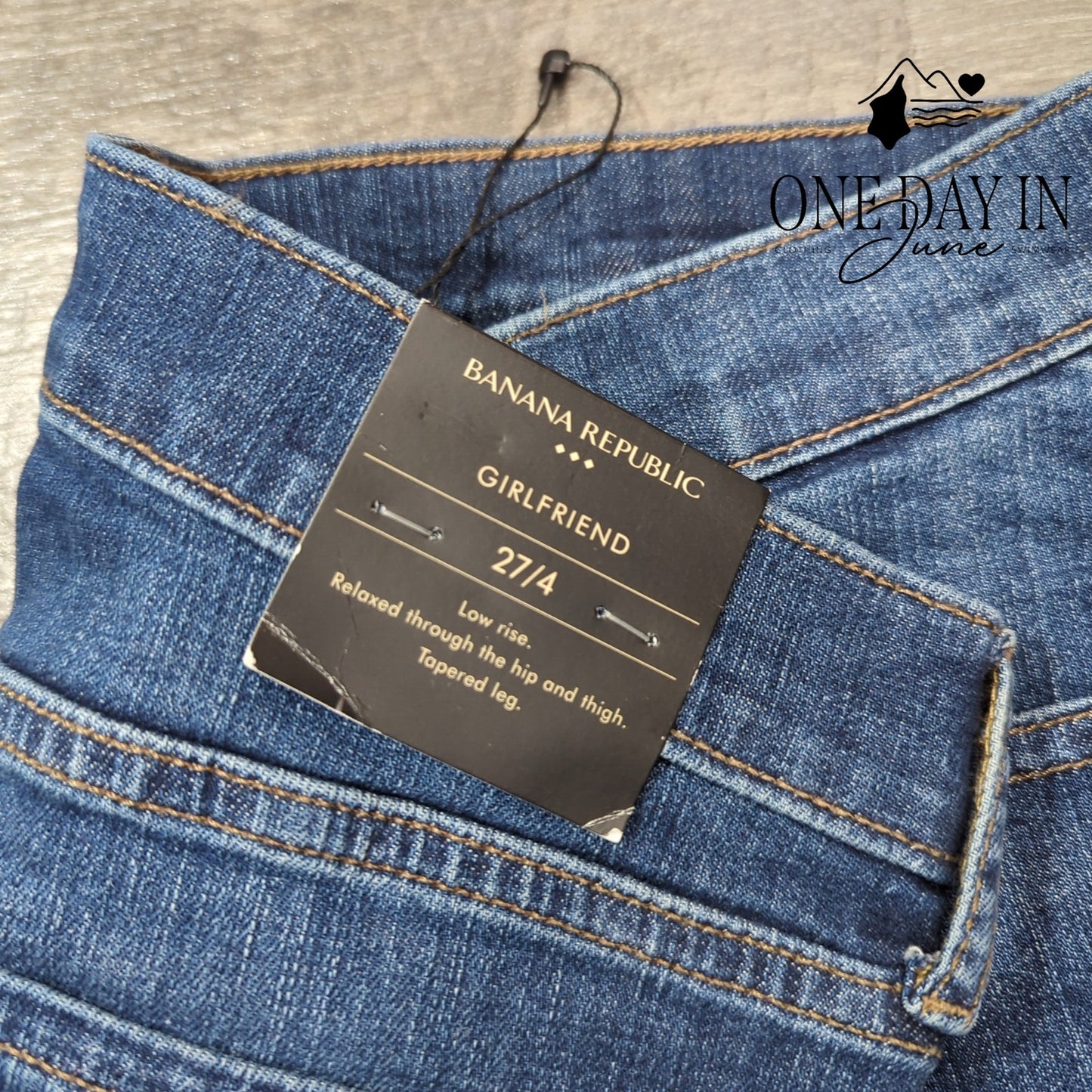 Banana Republic Girlfriend Jeans Size 4 (27)
