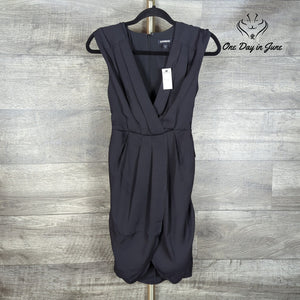 Express V Neck Knee Length Dress Size XXS