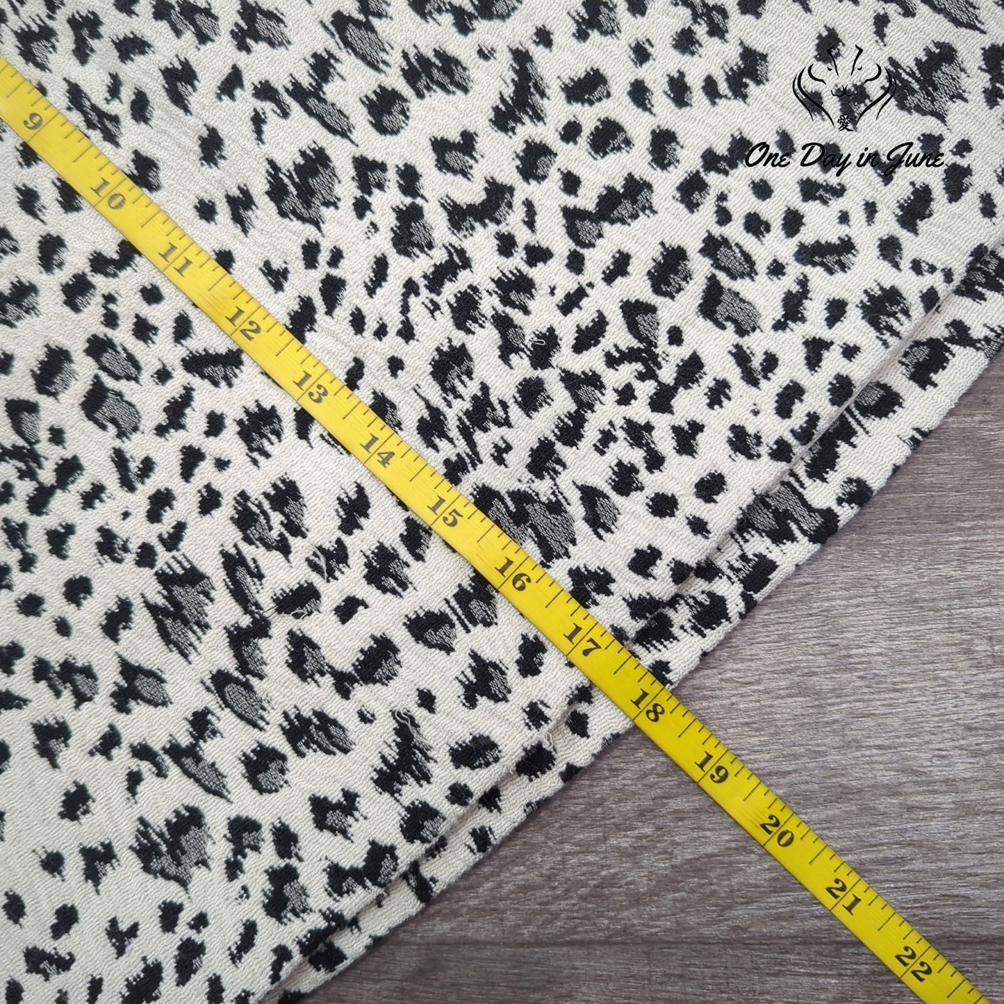 Loft Mini Skirt Size S