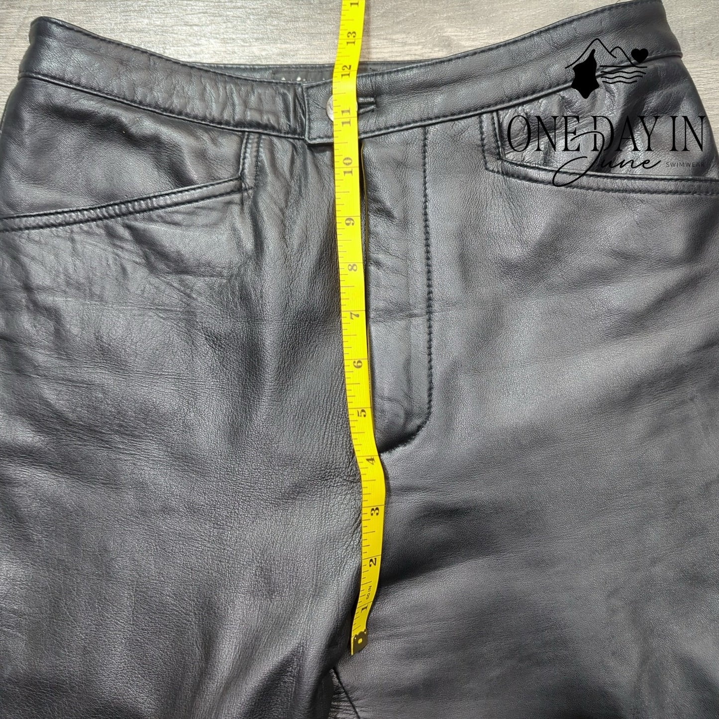 Wilsons Straight Leg Leather Pants Size 4