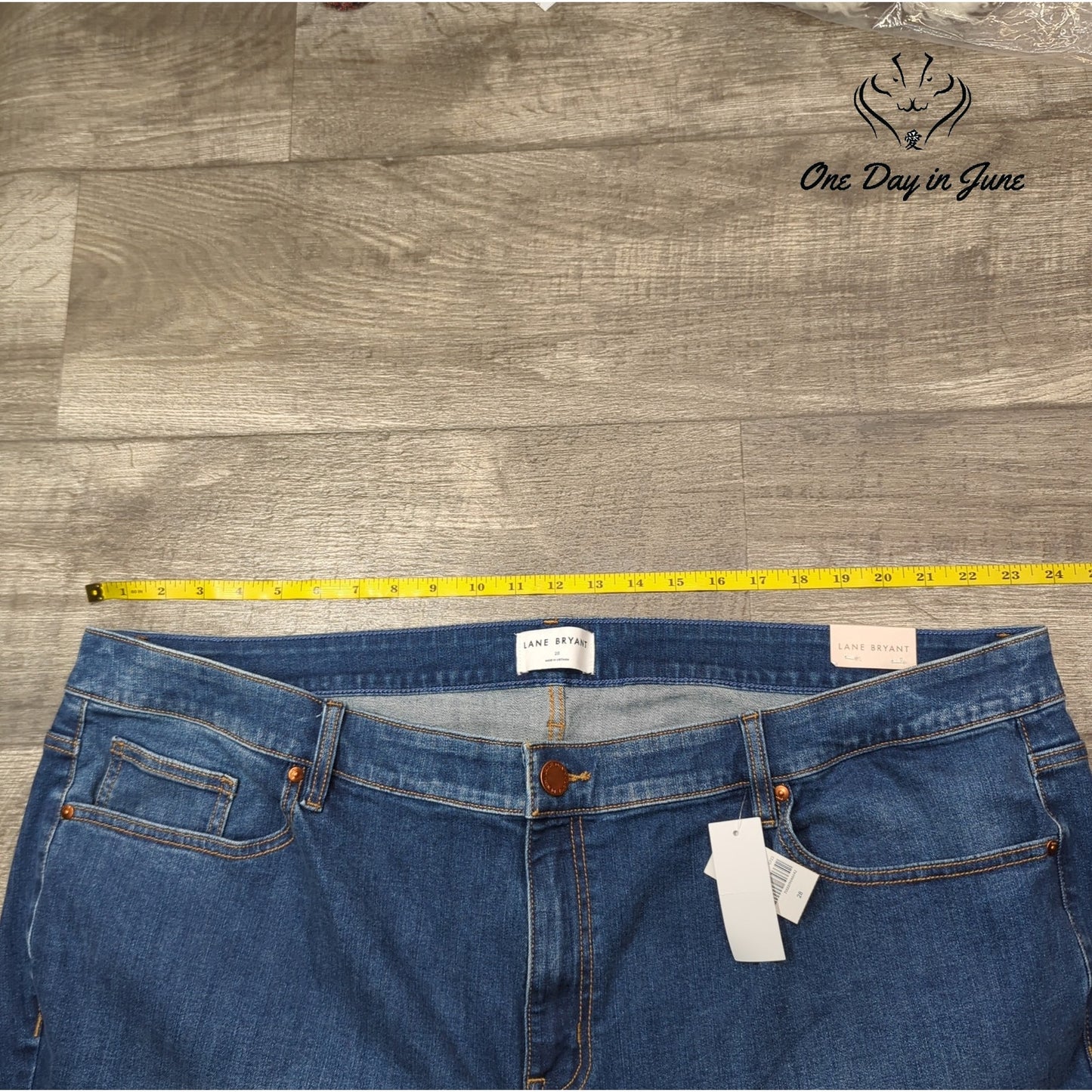 Lane Bryant Plus Size Mid Rise Straight Jeans Size 28