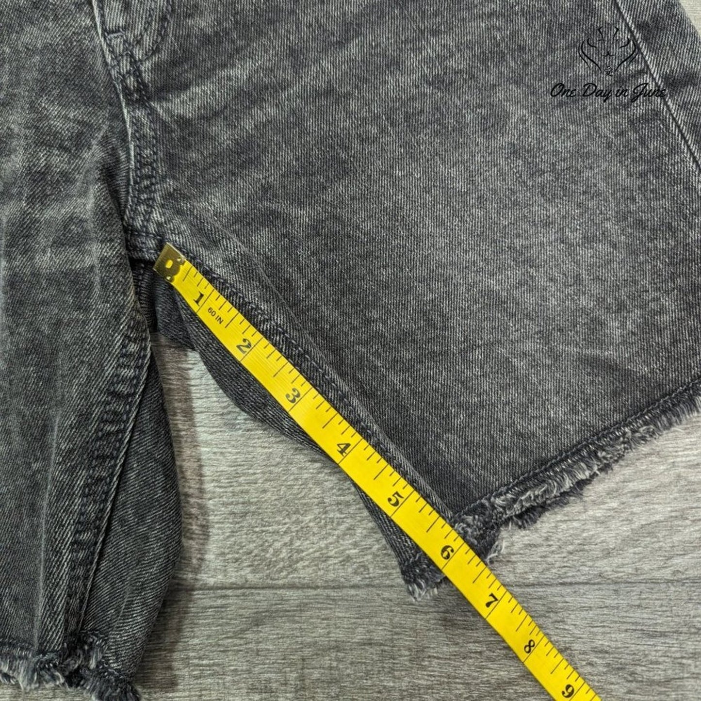 Old Navy High Rise Bermuda Denim Shorts Size 12