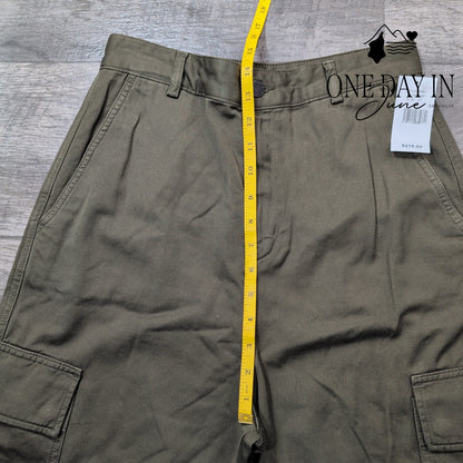 AG Adriano Goldschmied Cargo Crop Pants Olive Green Utility NWT $215 Size 4 (27)