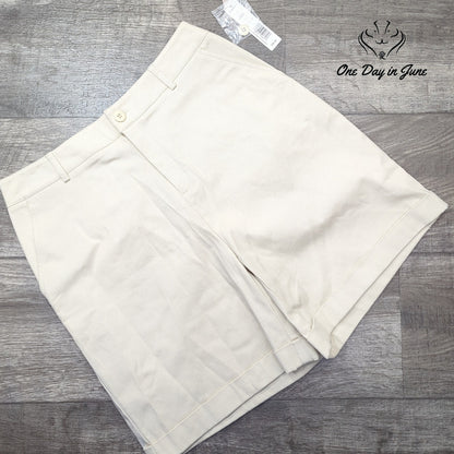 Croft & Barrow Flat Front Shorts Size 8