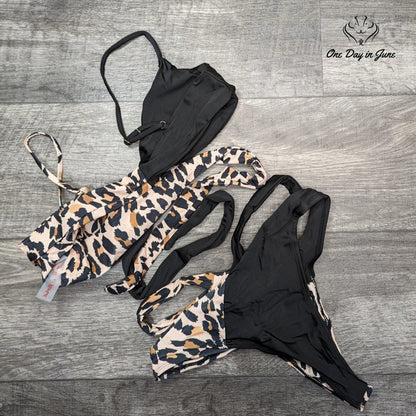 ROMWE Tie Front Tie Bottom Thong Bikini *runs small Size L